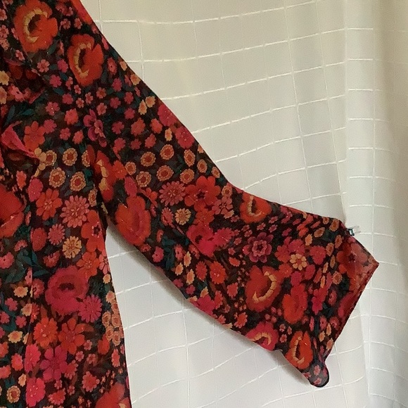 7th Avenue New York & Company blouse Size Small - Picture 3 of 8